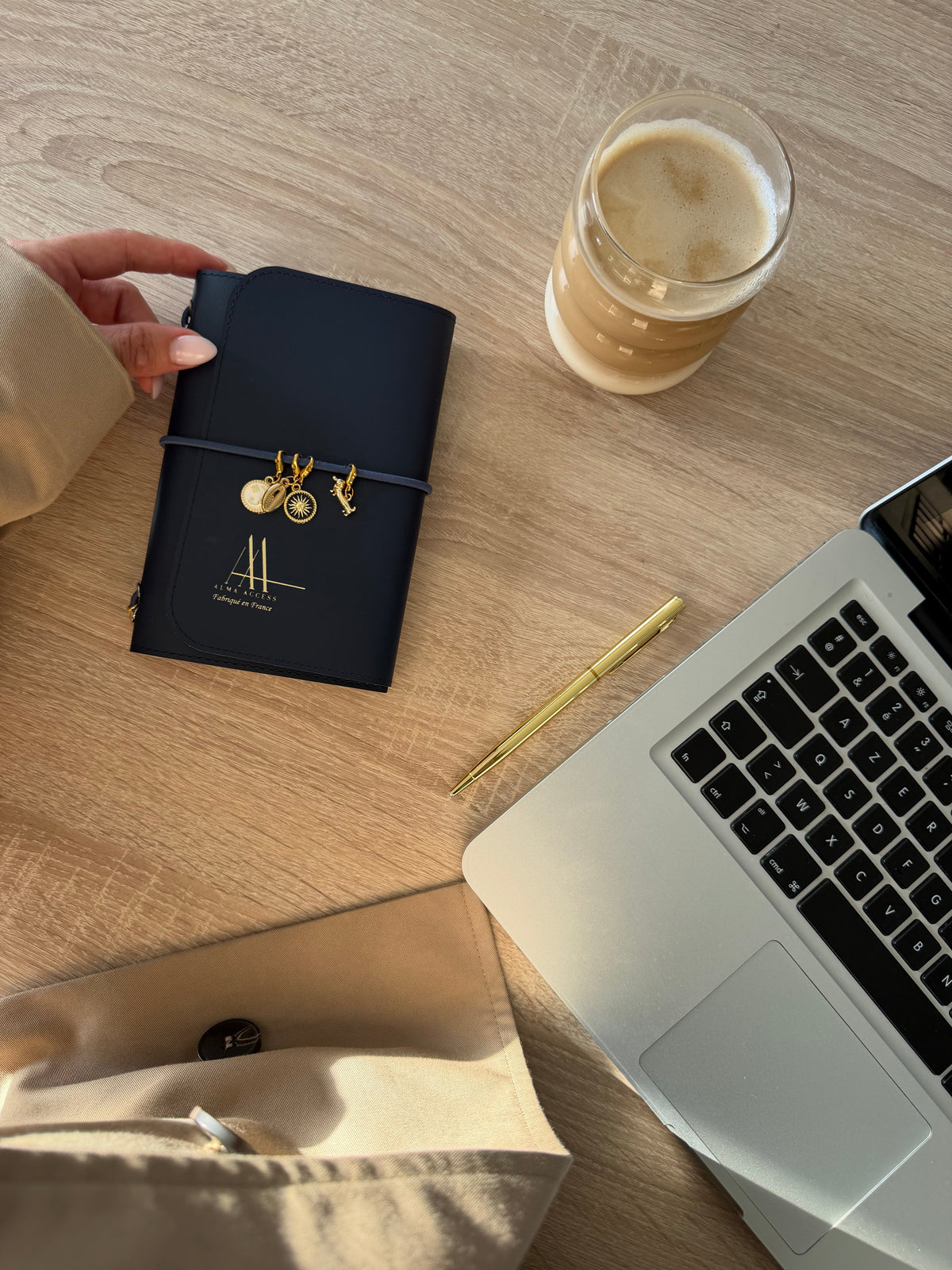 Cadeaux de Noël 2026 : offrir un accessoire de bureau fabriqué en France
